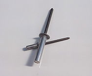 POPSZ. ZÁRT FG. ALU-ACÉL 4010 RAL9010 termék fő termékképe